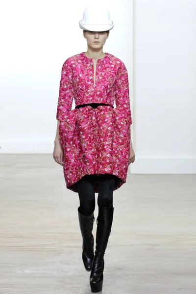 Look 27